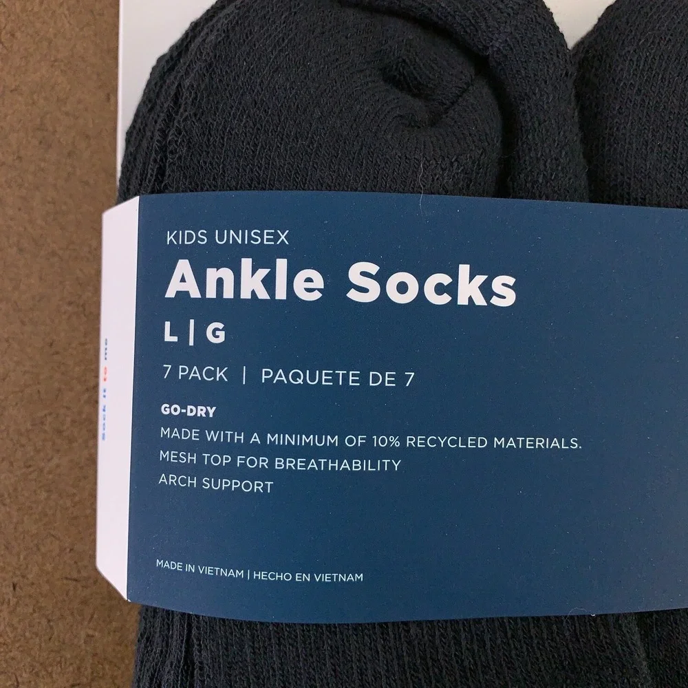 Old Navy Kids Large Shoe Size Youth 3-5 Black Go-Dry Ankle Socks 7-Pack NWT
